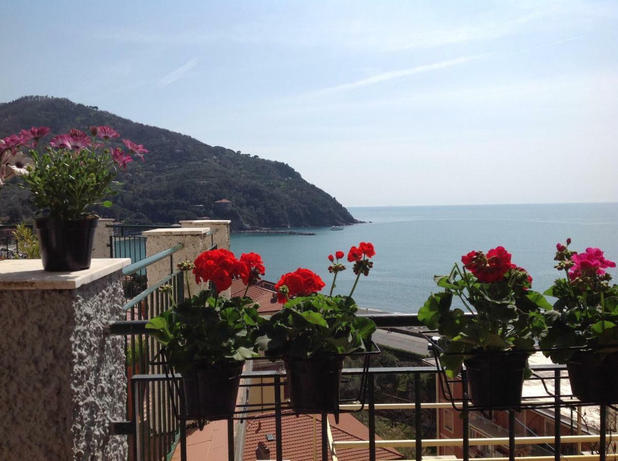 Partenope Levanto Exterior photo